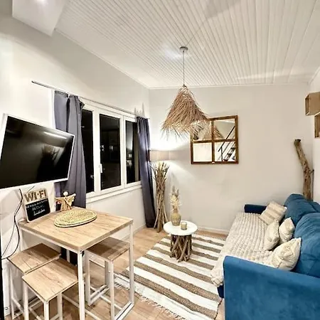 La Taniere Du Bois Flotte * Nice