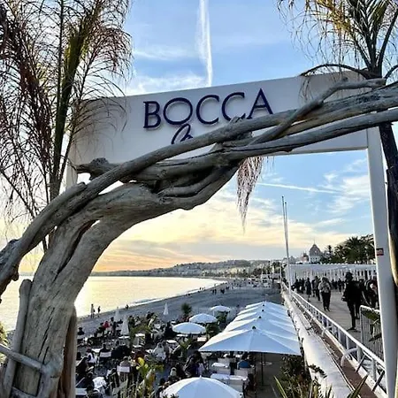 La Taniere Du Bois Flotte Lägenhet