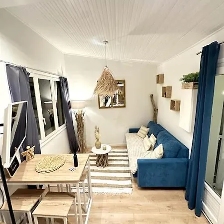 La Taniere Du Bois Flotte Nice