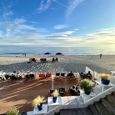 Apartament La Taniere Du Bois Flotte Nicea