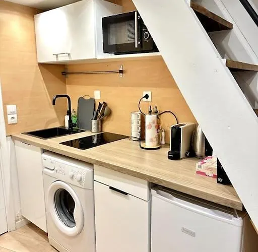 La Taniere Du Bois Flotte Lägenhet Nice